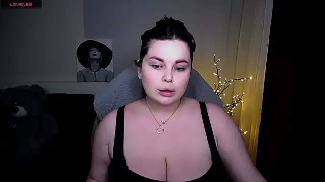 Emily Mo online show from February 16, 5:59 am