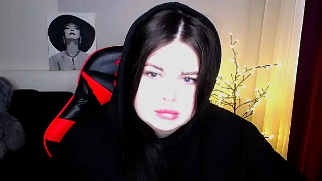 Emily Mo online show from February 20, 6:50 am