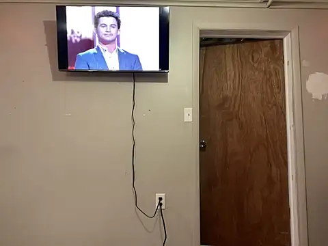 1Lustfully yours online show from March 6, 5:08 pm