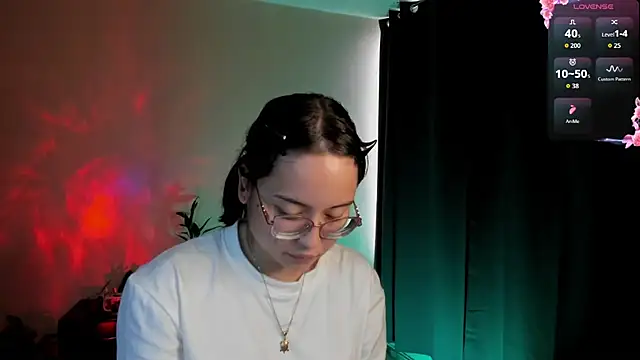 shantalc3rezo online show from February 7, 8:39 pm