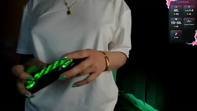 shantalc3rezo online show from February 6, 8:27 pm