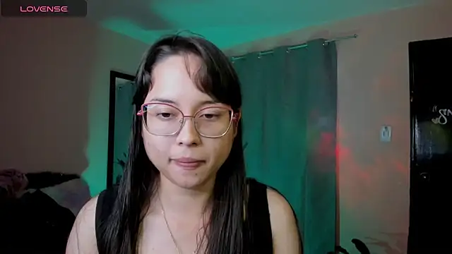 shantalc3rezo online show from February 24, 8:10 pm