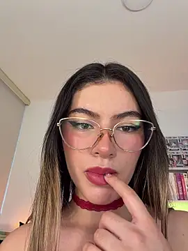 Your Honeey online show from February 23, 2:57 am