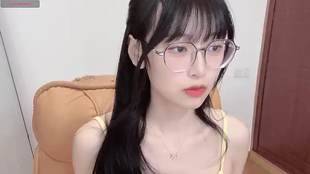 4uoki online show from October 12, 1:45 pm