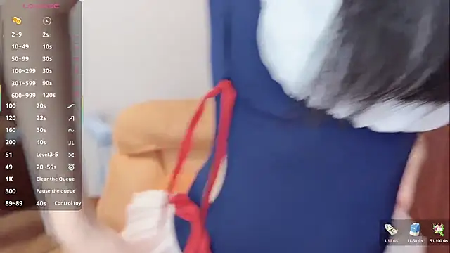 4uoki online show from July 11, 4:18 pm