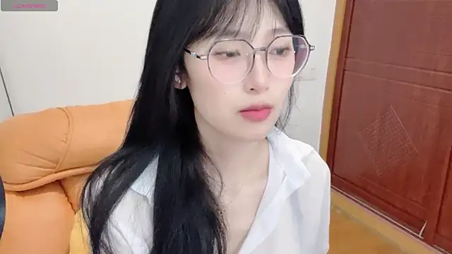 4uoki online show from September 28, 2:24 pm