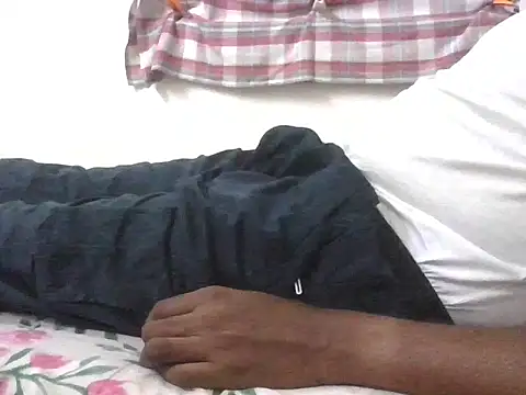 divi5555 online show from May 5, 9:29 pm