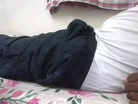 divi5555 online show from April 1, 6:49 pm