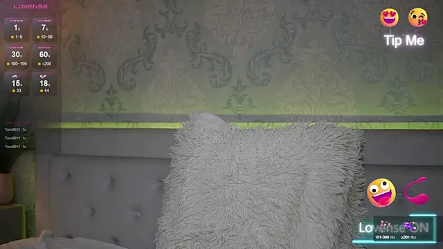 Snapshot of AmyKaiya chatting on March 13, 12:05 am AmyKaiya online show from March 13, 12:05 am