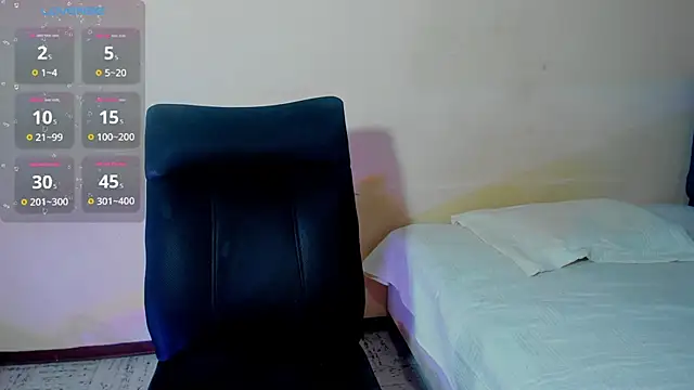 Snapshot of sweet1Girl chatting on November 30, 7:03 pm sweet1Girl online show from November 30, 7:03 pm