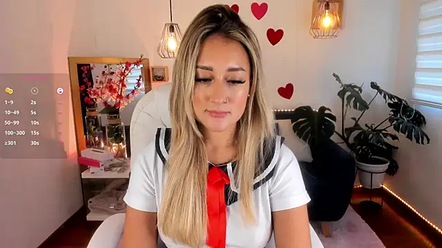 Snapshot of dina_ride chatting on February 18, 1:11 pm dina ride online show from February 18, 1:11 pm