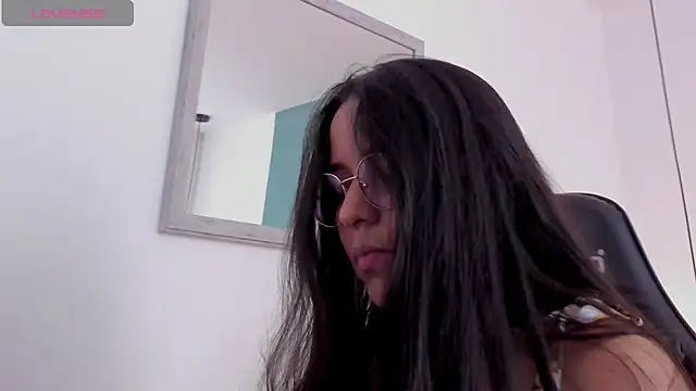 lucy blue28 online show from April 14, 12:54 pm