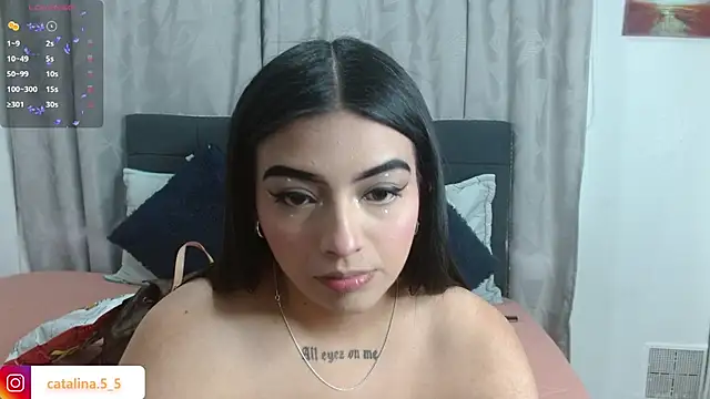 Snapshot of eva_six chatting on October 12, 6:42 pm eva six online show from October 12, 6:42 pm