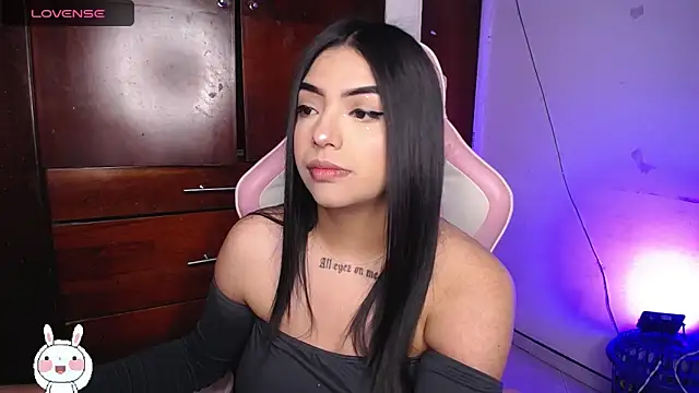 Snapshot of eva_six chatting on September 14, 5:35 pm eva six online show from September 14, 5:35 pm