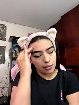 Snapshot of eva_six chatting on October 29, 5:45 pm eva six online show from October 29, 5:45 pm