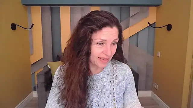 EllaLong online show from April 19, 11:44 am