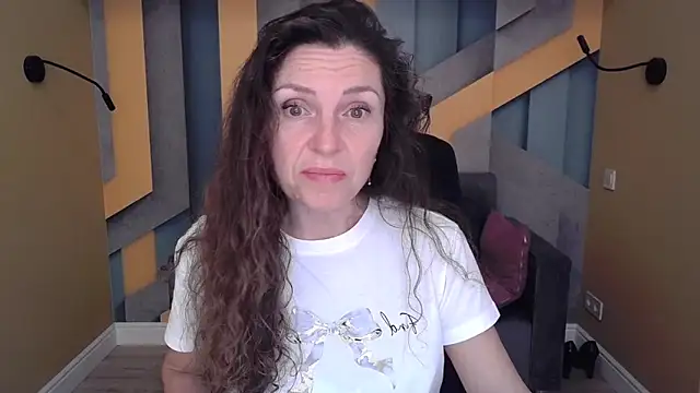 EllaLong online show from October 11, 11:33 am