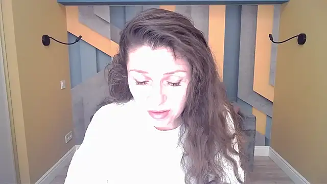 EllaLong online show from February 7, 12:35 pm