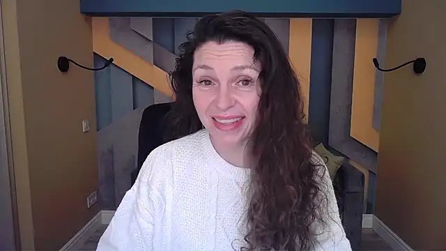 EllaLong online show from March 4, 12:35 pm