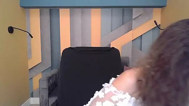 EllaLong online show from September 17, 11:34 am