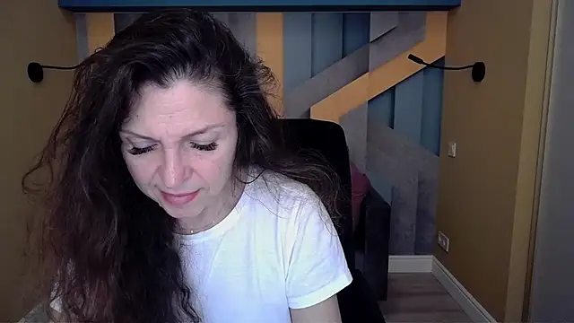 EllaLong online show from December 19, 12:40 pm