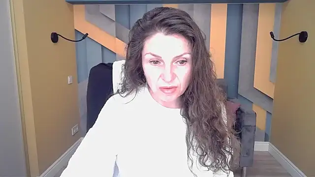 EllaLong online show from February 5, 12:34 pm