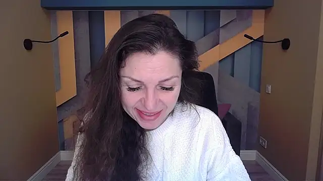 EllaLong online show from January 18, 12:30 pm