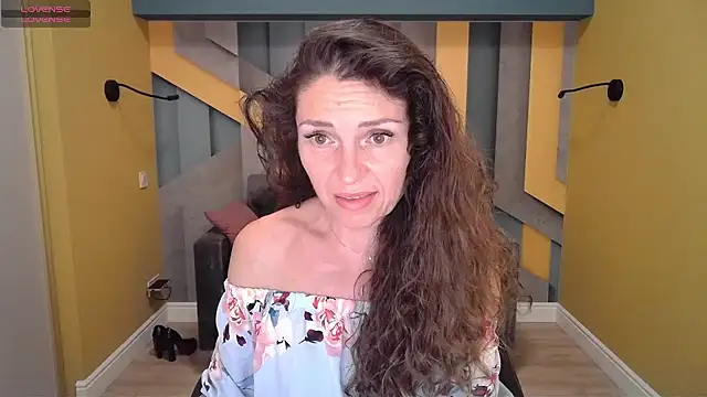 EllaLong online show from February 1, 12:47 pm