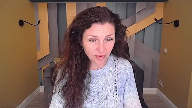 EllaLong online show from April 18, 11:34 am