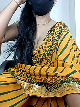 Snapshot of _surbhi_ chatting on October 1, 7:24 am surbhi online show from October 1, 7:24 am