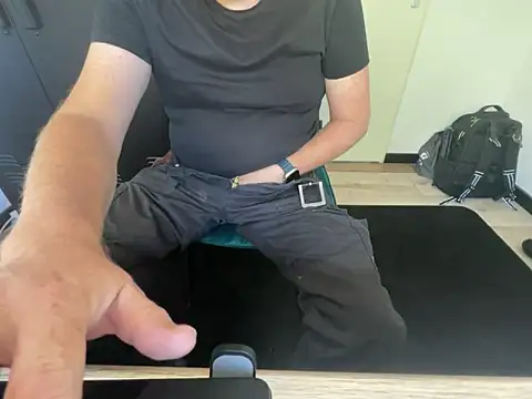 Lovetobenaked4u online show from September 10, 10:58 am