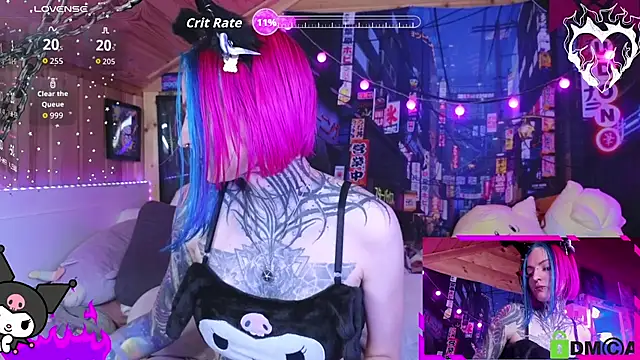 Snapshot of NekoCyber chatting on October 25, 5:06 am NekoCyber online show from October 25, 5:06 am