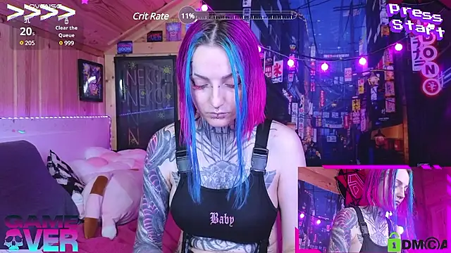 Snapshot of NekoCyber chatting on December 5, 5:12 pm NekoCyber online show from December 5, 5:12 pm