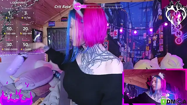 Snapshot of NekoCyber chatting on October 30, 4:55 am NekoCyber online show from October 30, 4:55 am