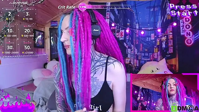 Snapshot of NekoCyber chatting on October 5, 4:58 am NekoCyber online show from October 5, 4:58 am