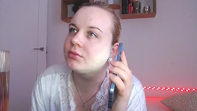 Karolina love  online show from January 11, 11:50 am