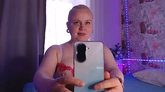 Karolina love  online show from May 27, 4:14 pm