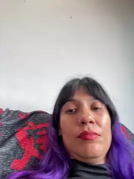 Snapshot of kitty__horny chatting on February 11, 1:30 pm kitty horny online show from February 11, 1:30 pm