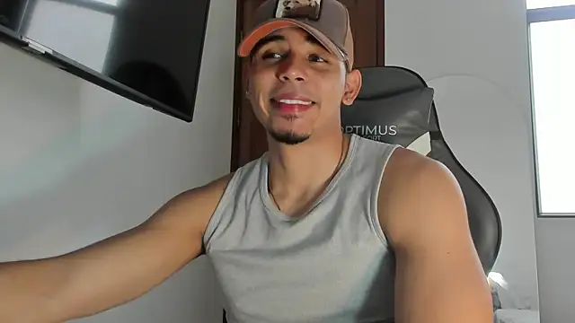 joss 111 online show from October 25, 2:28 pm