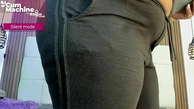 Saravy Blandon online show from March 4, 10:01 am