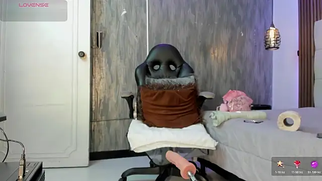 Saravy Blandon online show from April 18, 11:01 am