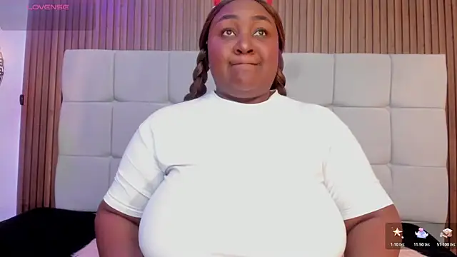 Saravy Blandon online show from March 13, 11:15 am