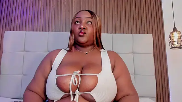 Saravy Blandon online show from February 25, 11:43 am