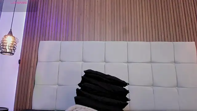 Saravy Blandon online show from March 21, 11:03 am