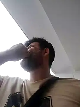 Snapshot of Maxi_TheBigDaddy chatting on July 4, 12:53 pm Maxi TheBigDaddy online show from July 4, 12:53 pm