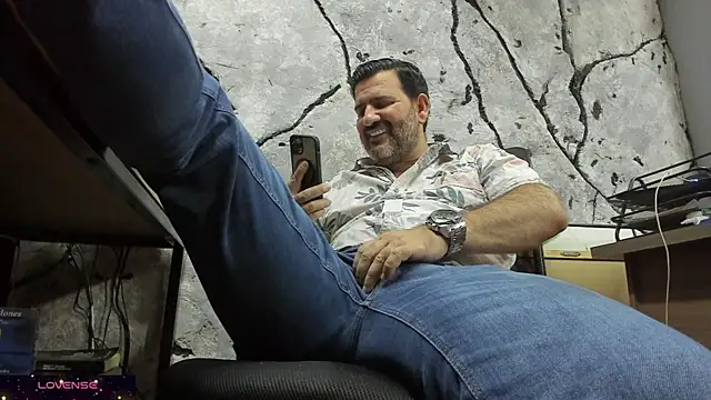 Maxi TheBigDaddy online show from October 1, 9:07 pm