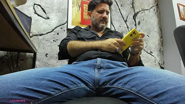 Maxi TheBigDaddy online show from January 9, 3:19 pm