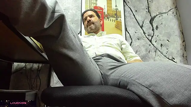 Maxi TheBigDaddy online show from December 5, 11:20 am