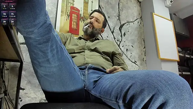 Maxi TheBigDaddy online show from May 13, 11:39 am