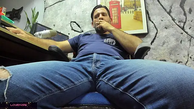 Maxi TheBigDaddy online show from November 25, 5:02 pm